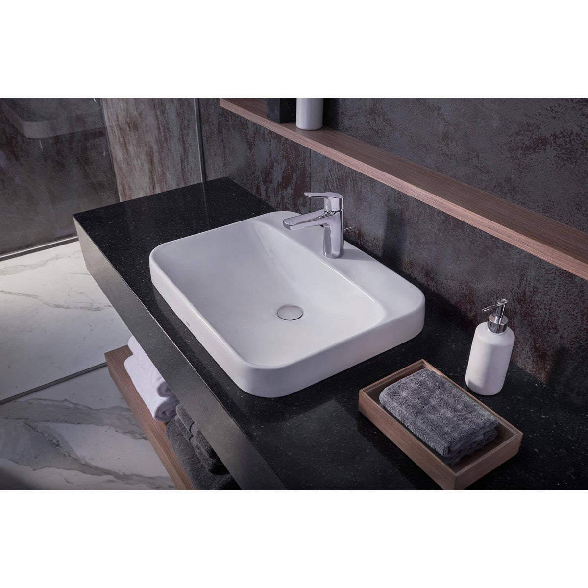 Polished Chrome Single Handle Bathroom Sink Faucet J415