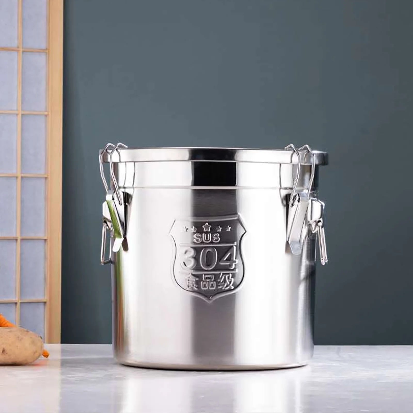 Stainless Steel Airtight Food Storage Container with Lid and Locking Clamp 6L U47831