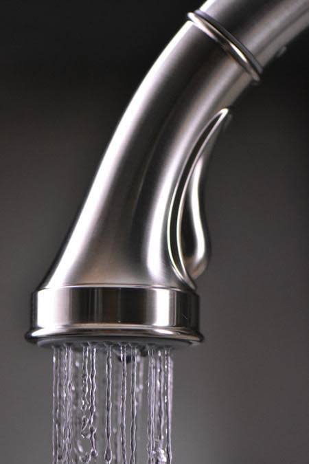 Steel Optik 2-Spray HighArc Pull-Down Kitchen Faucet M257328