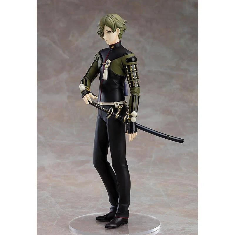 1/8 Scale Figure R7523