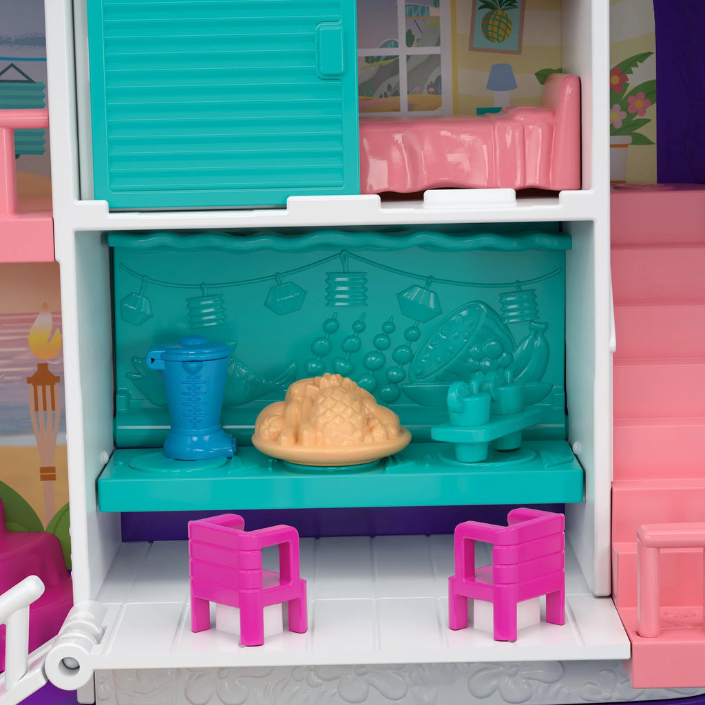 Compact Backpack with 2 Dolls O1241