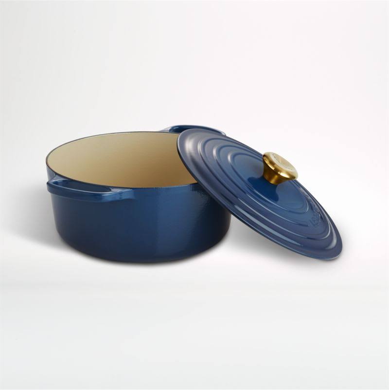 5.5 qt. Round Dutch Oven with Lid B156287