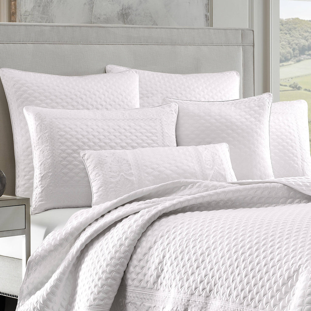 Taupe Full/Queen Coverlet P846931