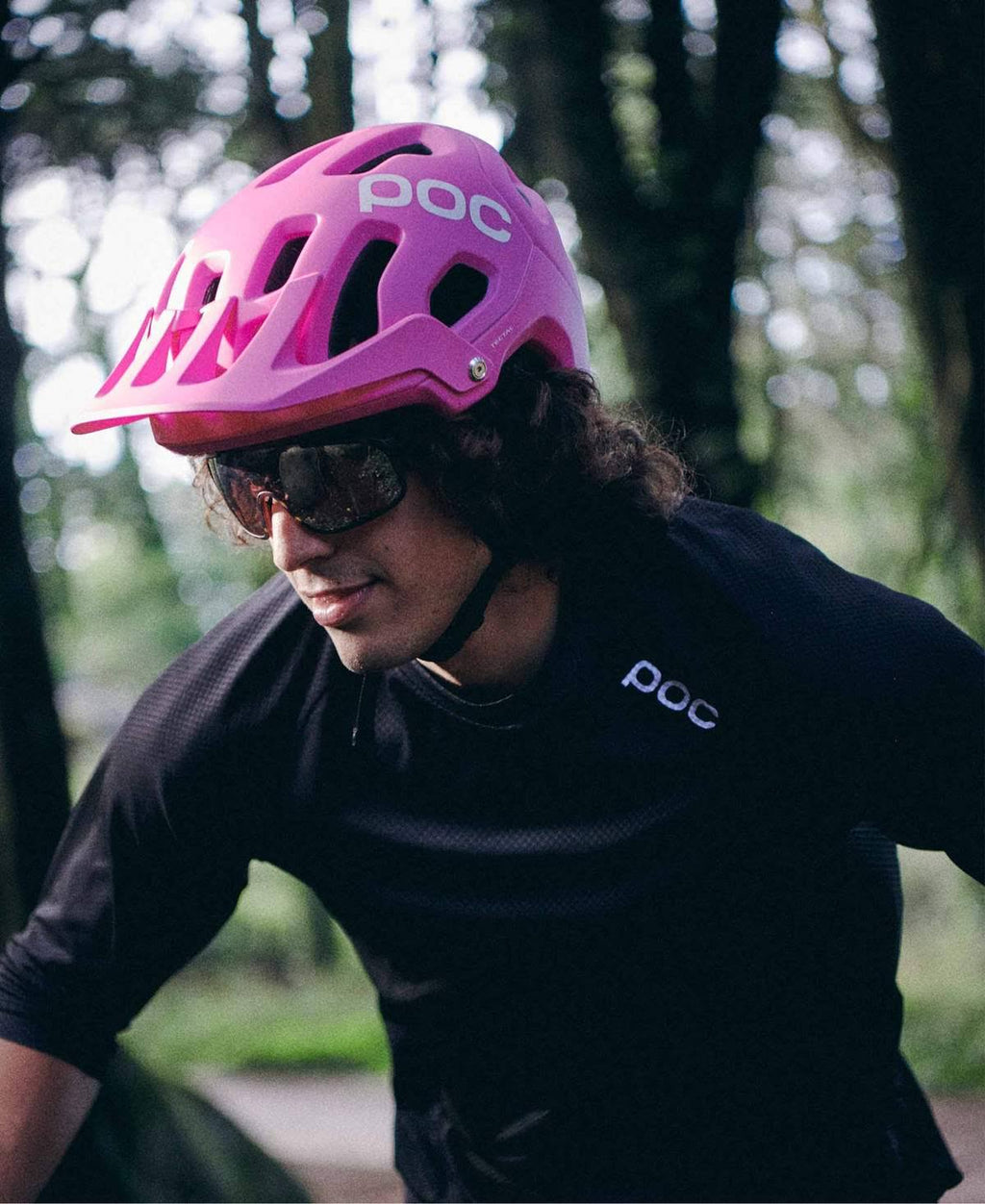Uranium Black/ Basalt Blue M/L Helmet V24184