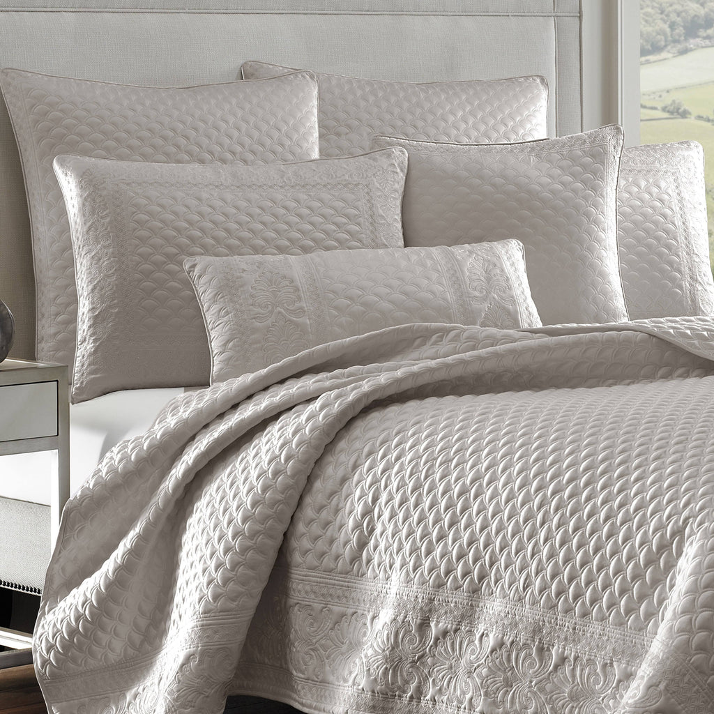 Taupe Full/Queen Coverlet P846931