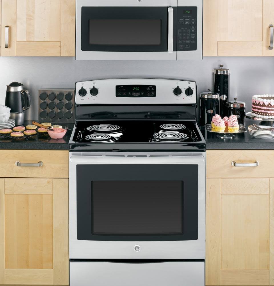 Freestanding Electric Range 5.3 cu ft Stainless Steel B35940
