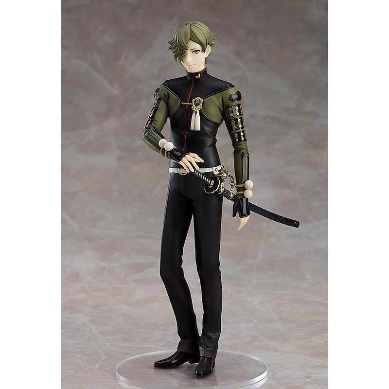 1/8 Scale Figure R7523
