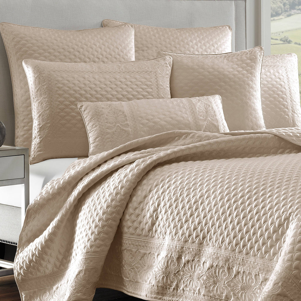 Taupe Full/Queen Coverlet P846931