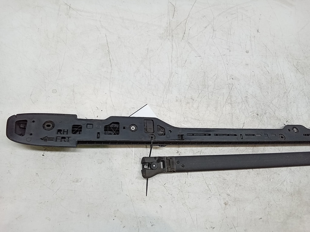 15 Dodge Caravan Right Passenger Side Roof Rack Rail T4371