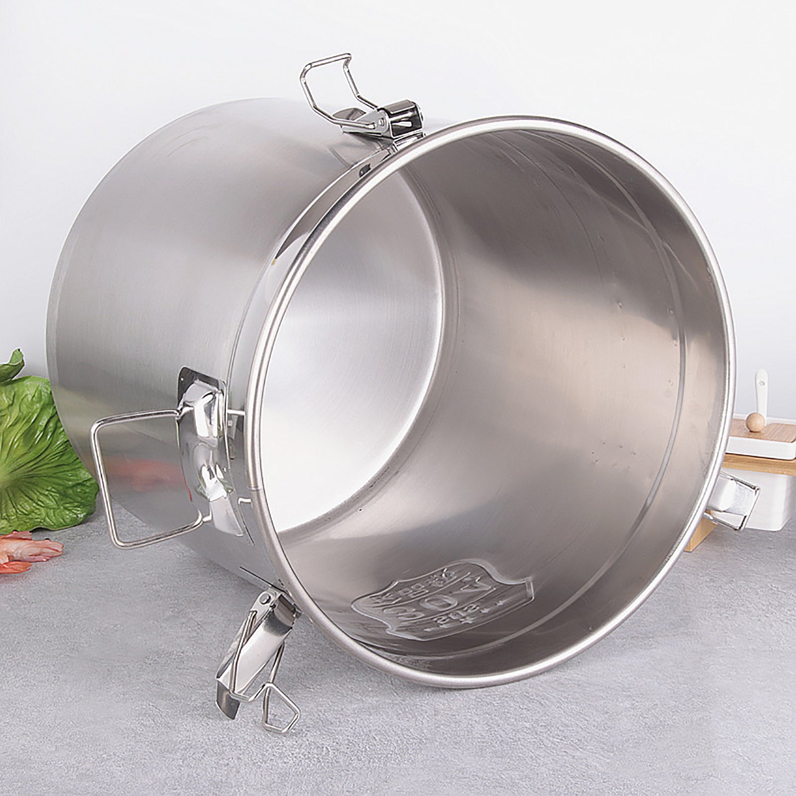 Stainless Steel Airtight Food Storage Container with Lid and Locking Clamp 6L U47831
